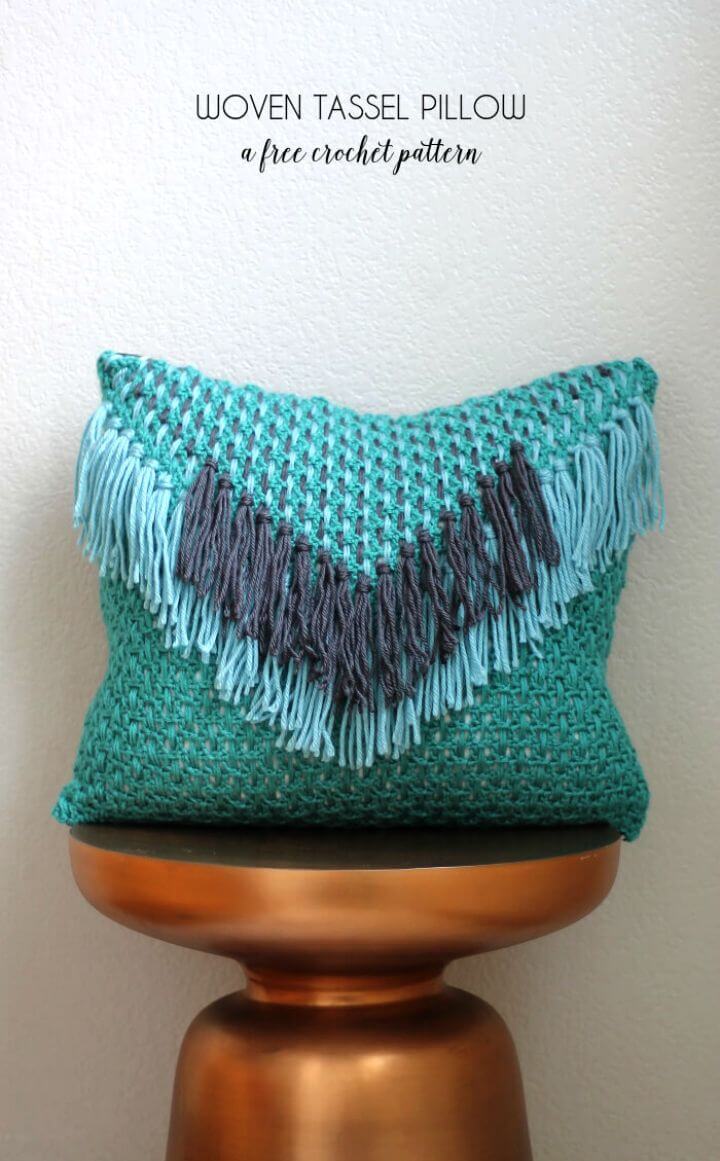 Woven Tassel Pillow Pattern.