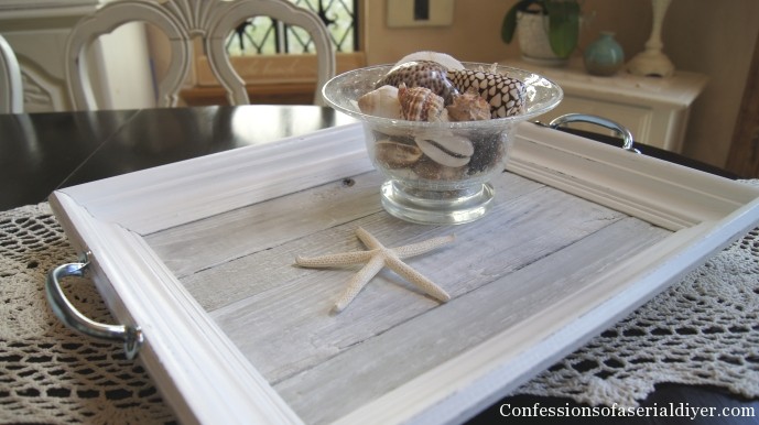 Beautiful shabby chic wood tray.