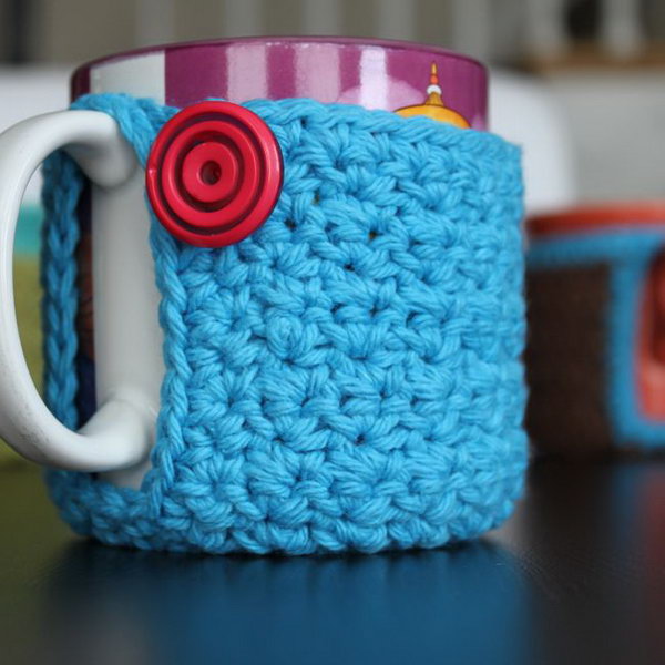 Crochet Mug Cozy.