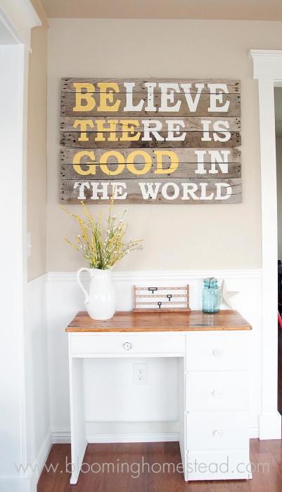 DIY Inspirational Sign Pallet.