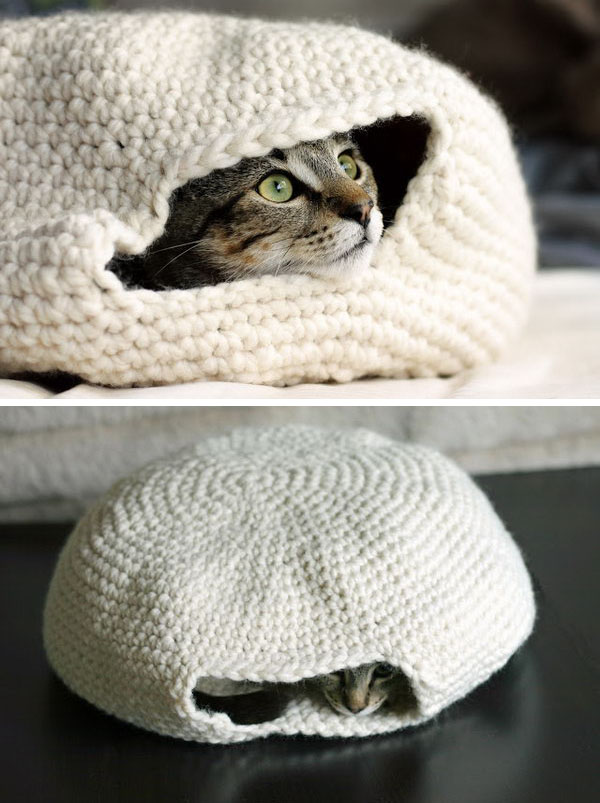 Easy Crochet Cozy Nest for Your Cat.