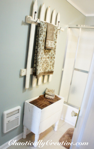 Make a chic and super trendy towel bar.