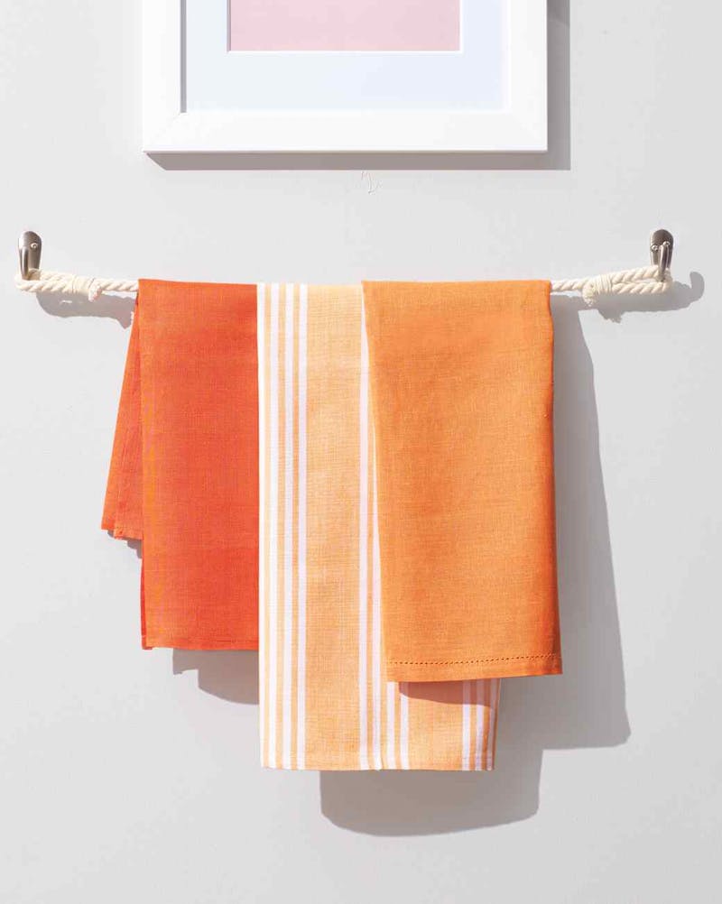 Stylish DIY rope towel bar. DIY Home Decor Ideas