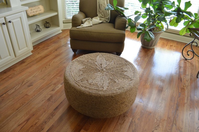 Turn An Old Tire Into A Rope Ottoman. DIY Home Decor Ideas