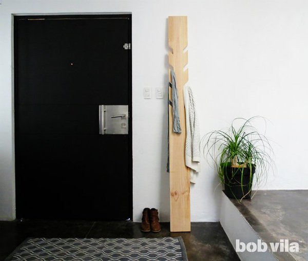 Organize your entryway. One Board Woodworking Project