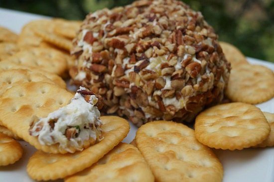 The Ultimate Cheeseball