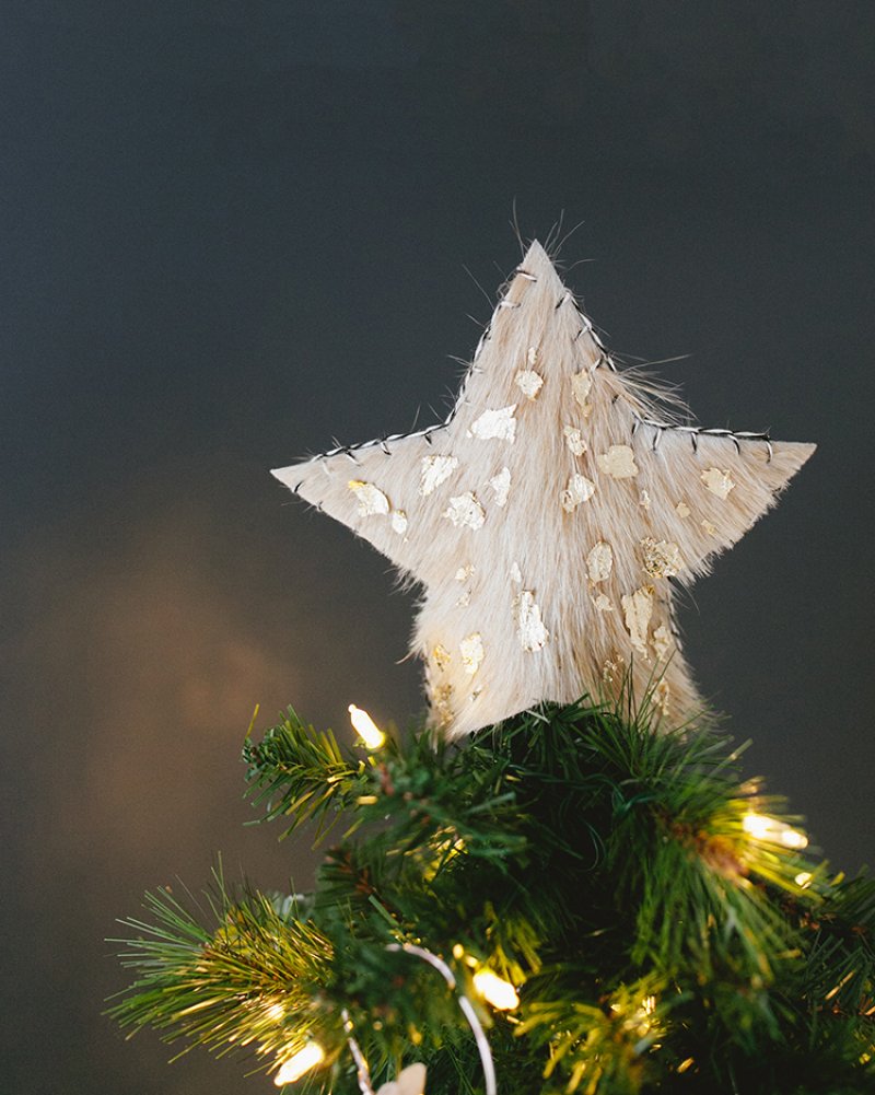 The traditional star-shaped tree topper.