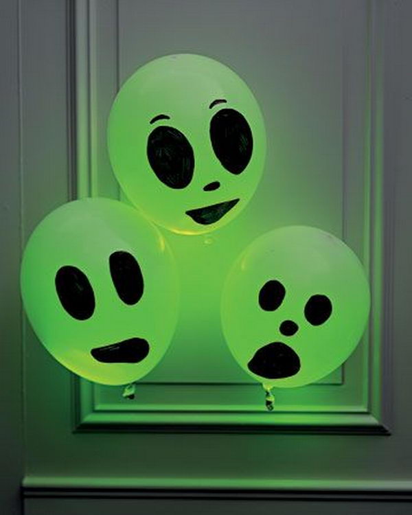 Halloween Glow Stick Balloons.