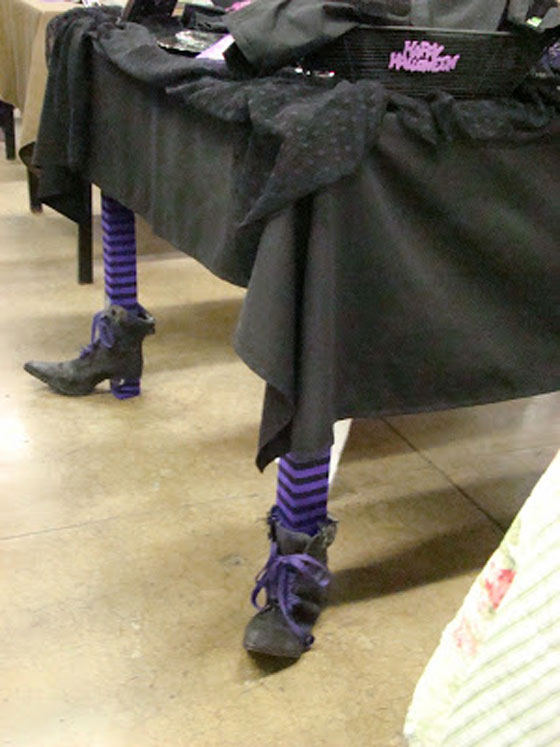 Put on witch’s boots for your Halloween table legs. Halloween Party Decoration
